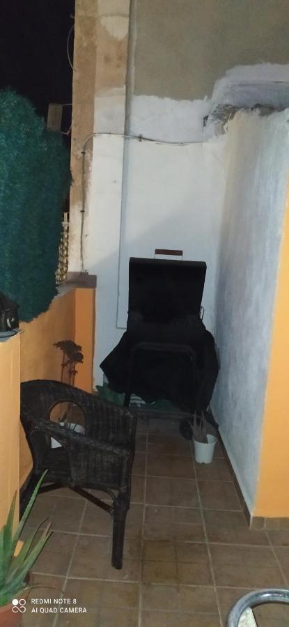 La Casita De Celia Apartment อาลิกันเต ภายนอก รูปภาพ
