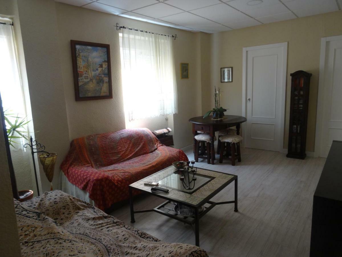 La Casita De Celia Apartment อาลิกันเต ภายนอก รูปภาพ