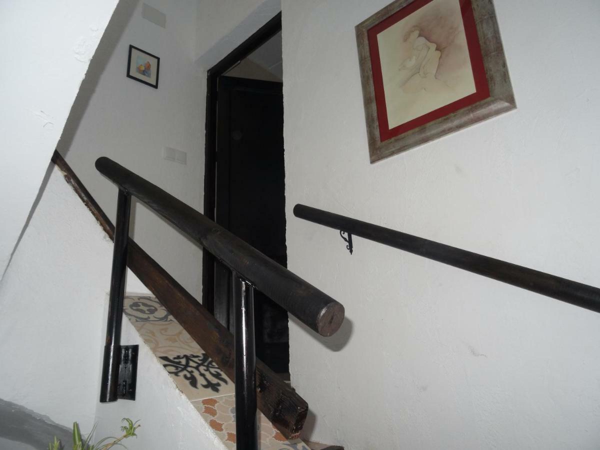 La Casita De Celia Apartment อาลิกันเต ภายนอก รูปภาพ
