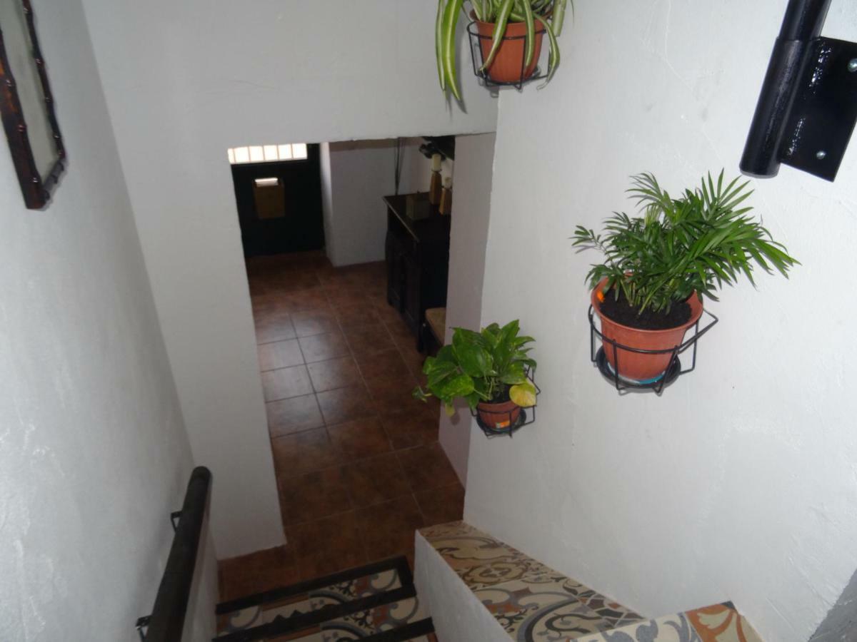 La Casita De Celia Apartment อาลิกันเต ภายนอก รูปภาพ