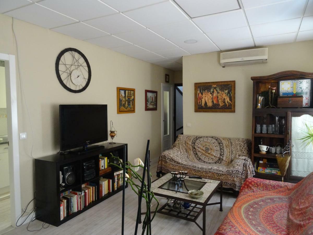 La Casita De Celia Apartment อาลิกันเต ภายนอก รูปภาพ
