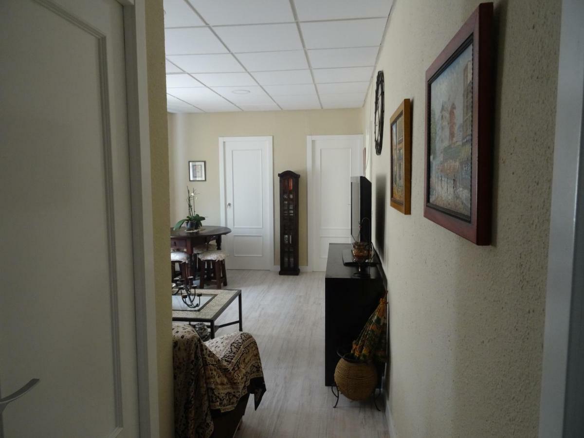 La Casita De Celia Apartment อาลิกันเต ภายนอก รูปภาพ