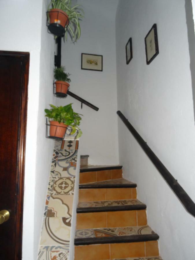 La Casita De Celia Apartment อาลิกันเต ภายนอก รูปภาพ